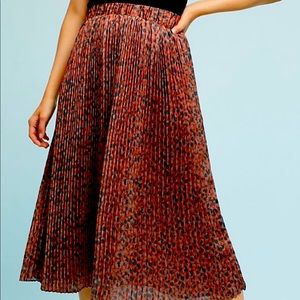 Anthropologie Numph Pleated Leopard Midi Skirt